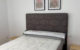 Rockside Residences Suites La Linea