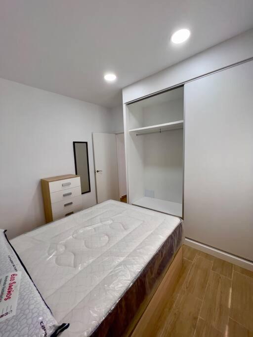 Rockside Residences Suites La Linea La Línea de la Concepción Esterno foto